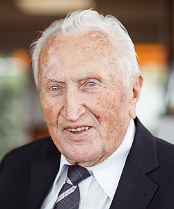 Bernhard Kempa Bernhard Kempa