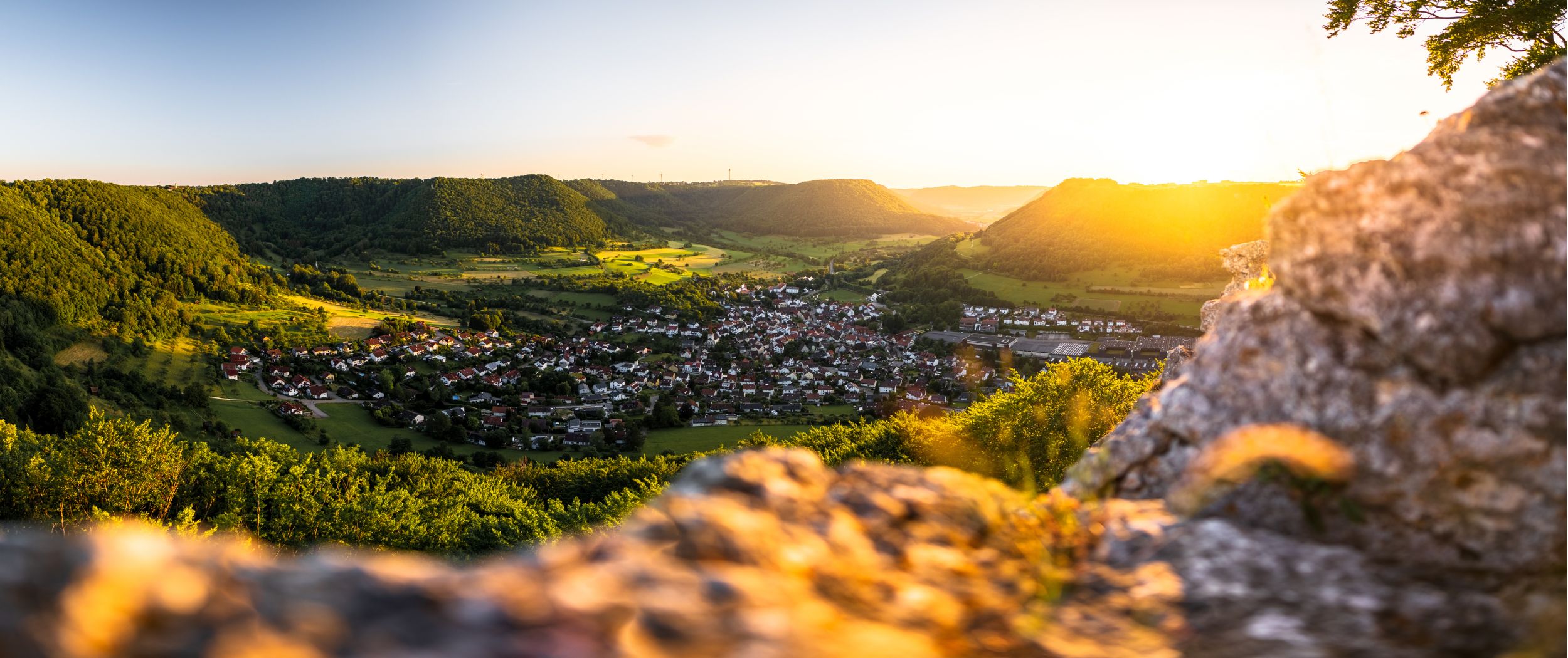 Blick vom Kahlenstein oberhalb von Bad Überkingen