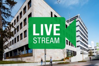 Gebäude Landratsamt mit dem Text Live Stream