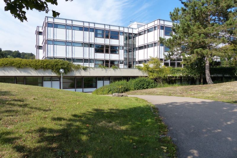 Bild der Justus-von-Liebig-Schule Göppingen Bild der Justus-von-Liebig-Schule Göppingen