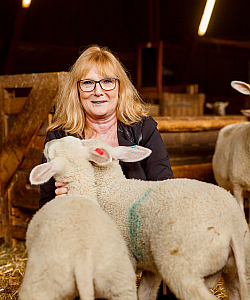 Karin Woyta Karin Woyta