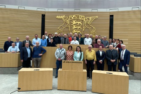 Gruppenbild vom Besuch des Kreistags beim Landtag in Stuttgart