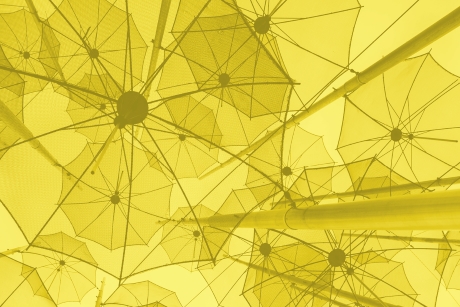 Symbolbild Regenschirme